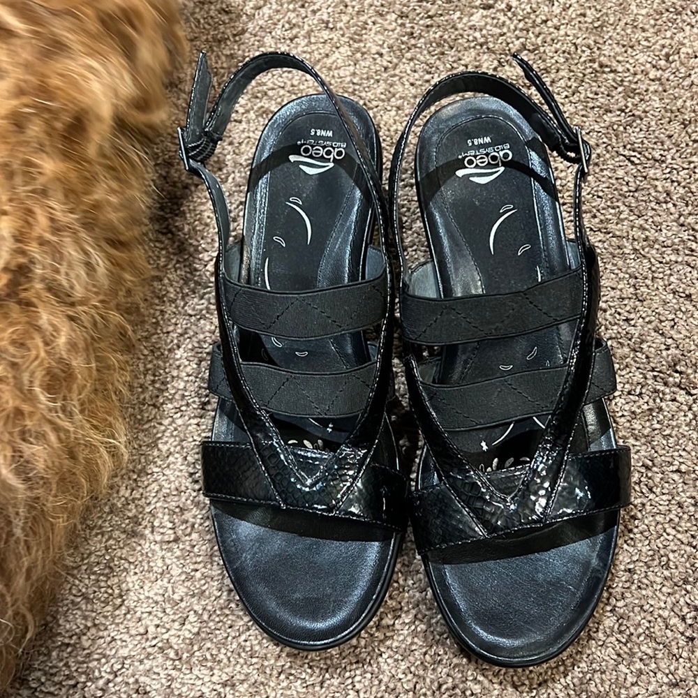 Women’s shoes